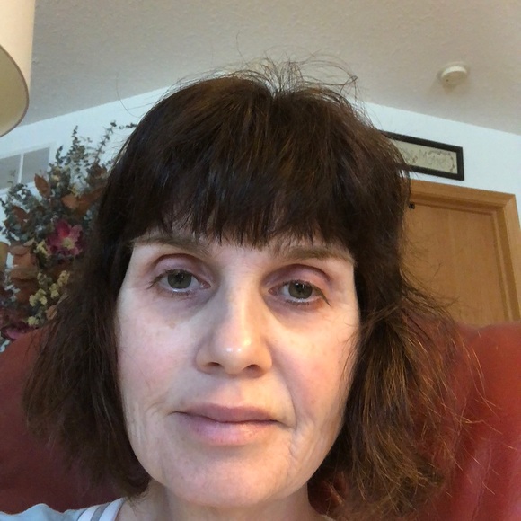 Meet your Posher, Denise - Picture 1 of 1